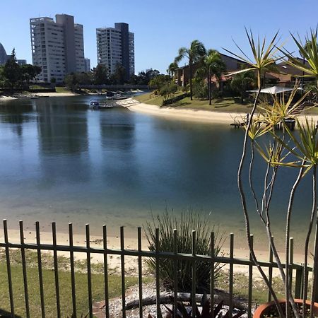 ホテルPlumosa On The Water ゴールドコースト エクステリア 写真